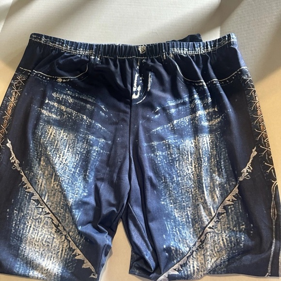 women's short-sleeve top & Bottom with a printed denim-style pattern 3XL $34 - Picture 5 of 6